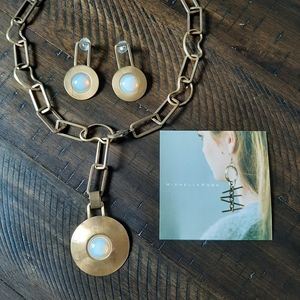 Necklace and earrings set